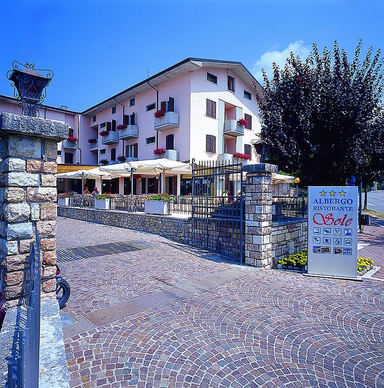 Albergo Sole San Zeno di Montagna Exterior foto